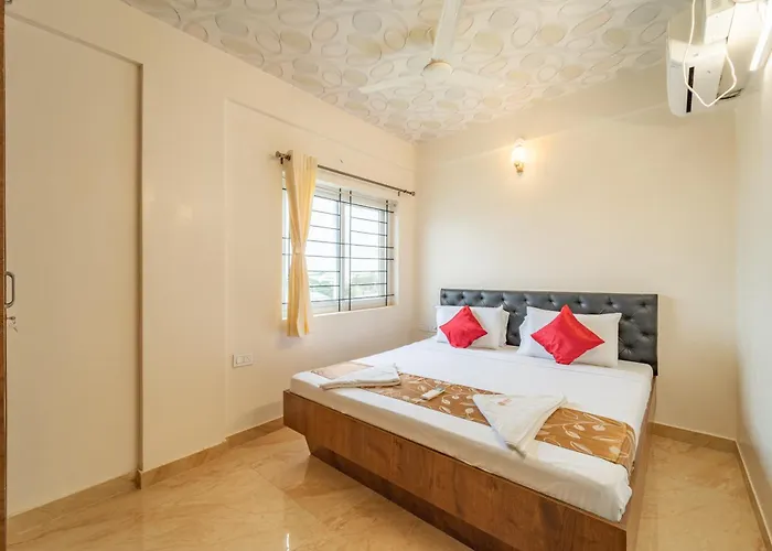 Superior One-Bedroom Apartment